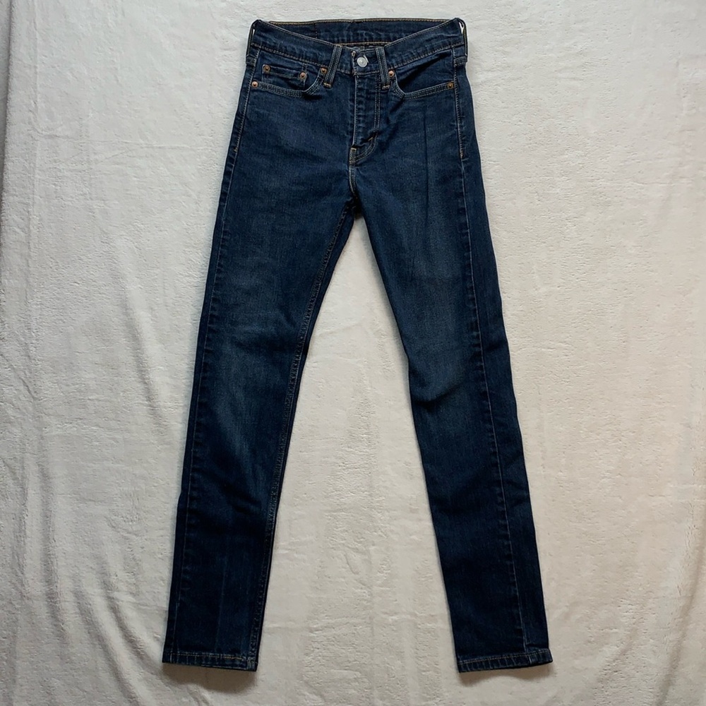 Levi’s Premium women’s 510 28 x 32 Dark denim jeans skinny leg